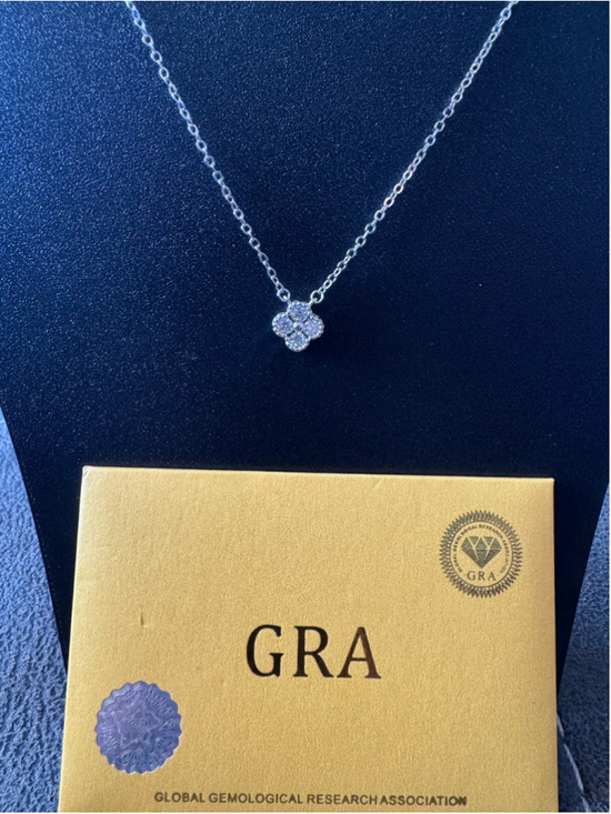 Unbranded Jewelry - Moissanite Clover Necklace with GRA - Brand New